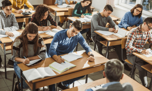 7 věcí o přijímačkách, které vám ve škole neřeknou – a přitom by měli.